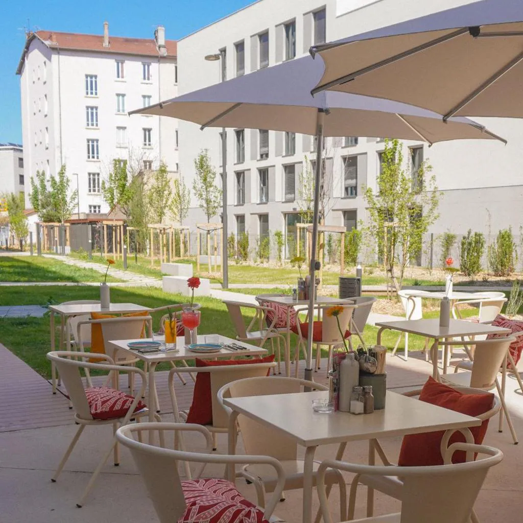 Photograph of Bikube Coliving Hôtel - Lyon Centre Lumière