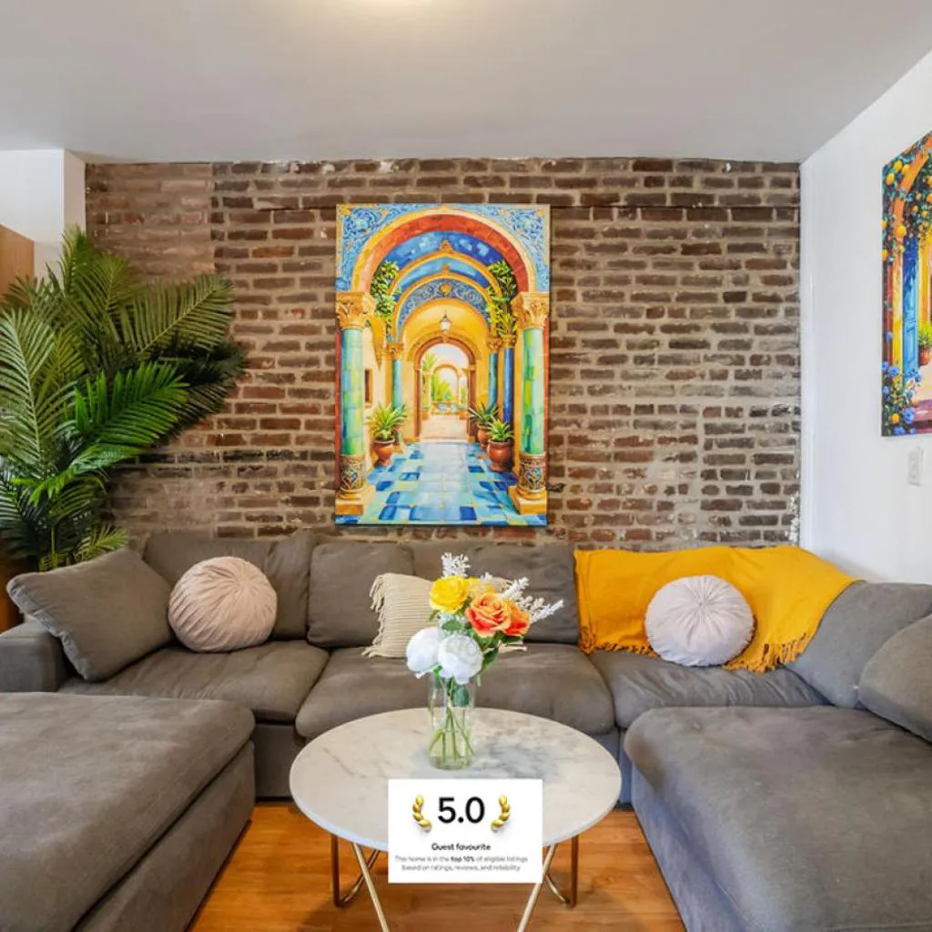 Photograph of Prime Location Gorgeous 4BR Downtown MTL