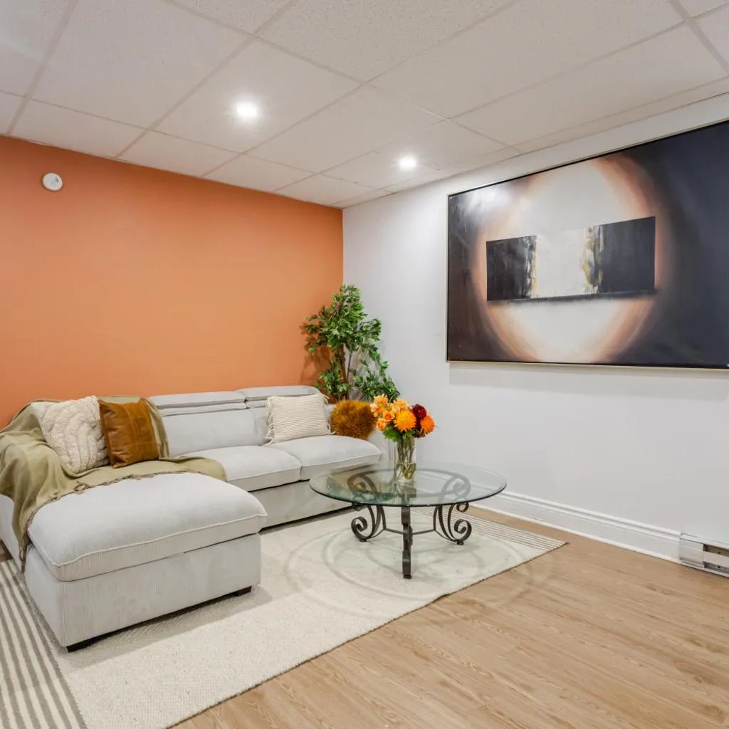 Photograph of Chic DT MTL Condo with Rooftop, BBQ