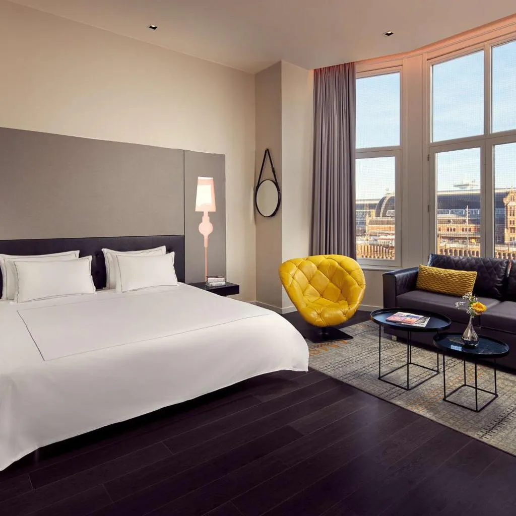 Photograph of Park Plaza Victoria Amsterdam