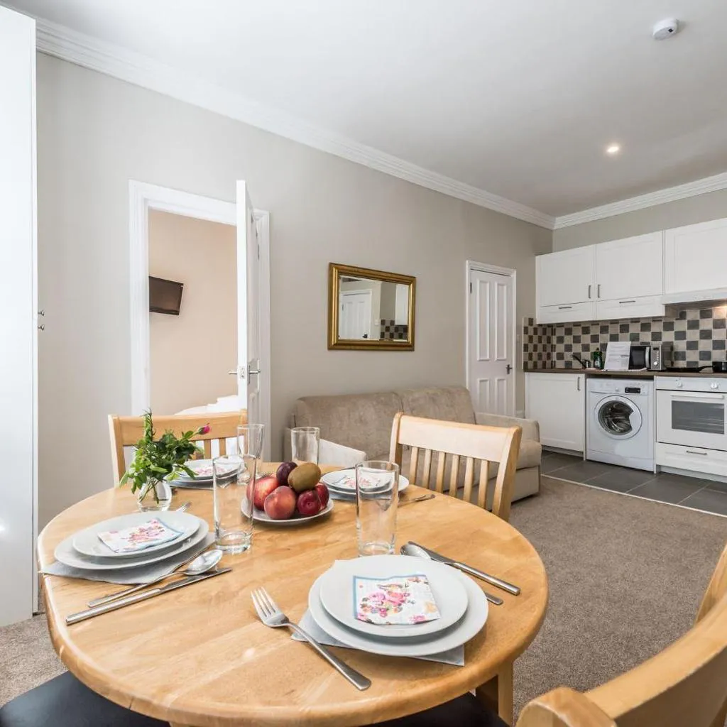 Photograph of Beautiful apartment ac up to six,12 min by tube from Oxford street,AC