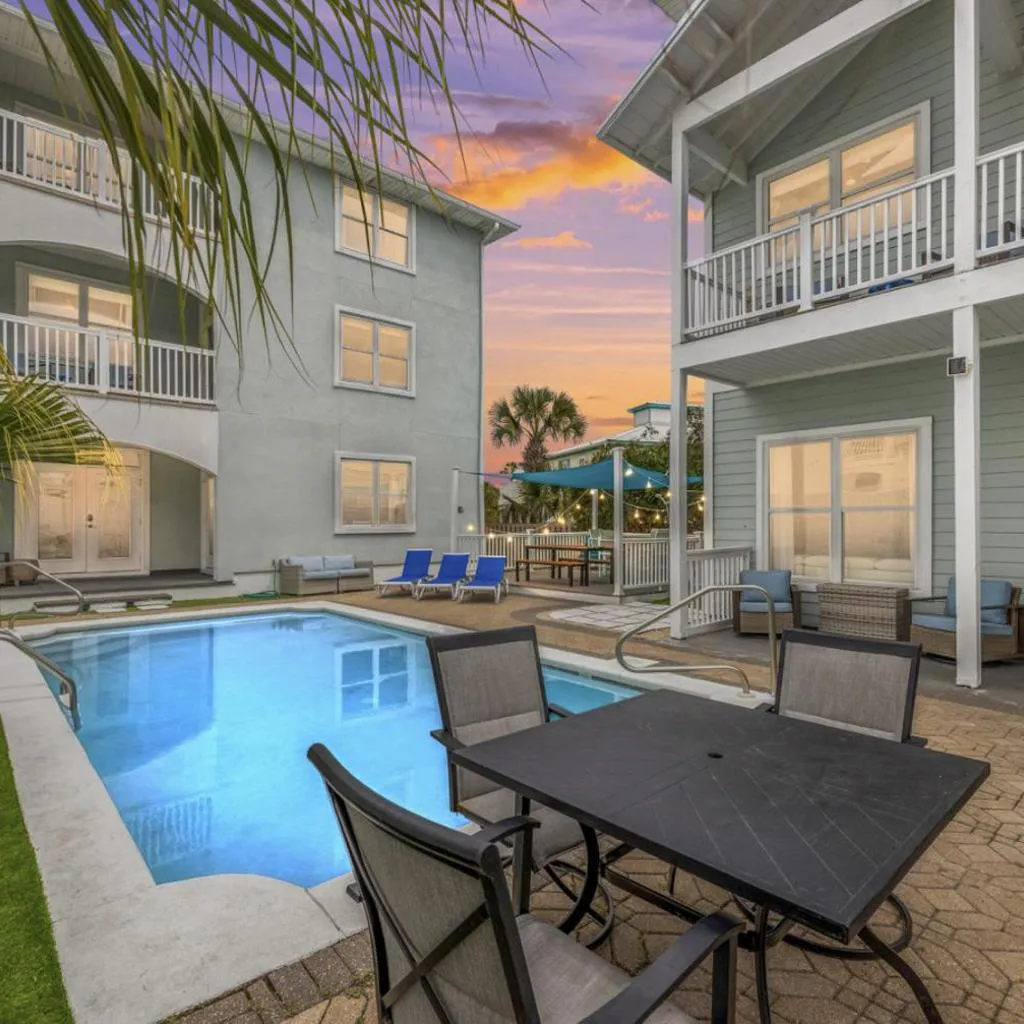 Photograph of 2 Beach Homes - Private Pool - Walk to Beach
