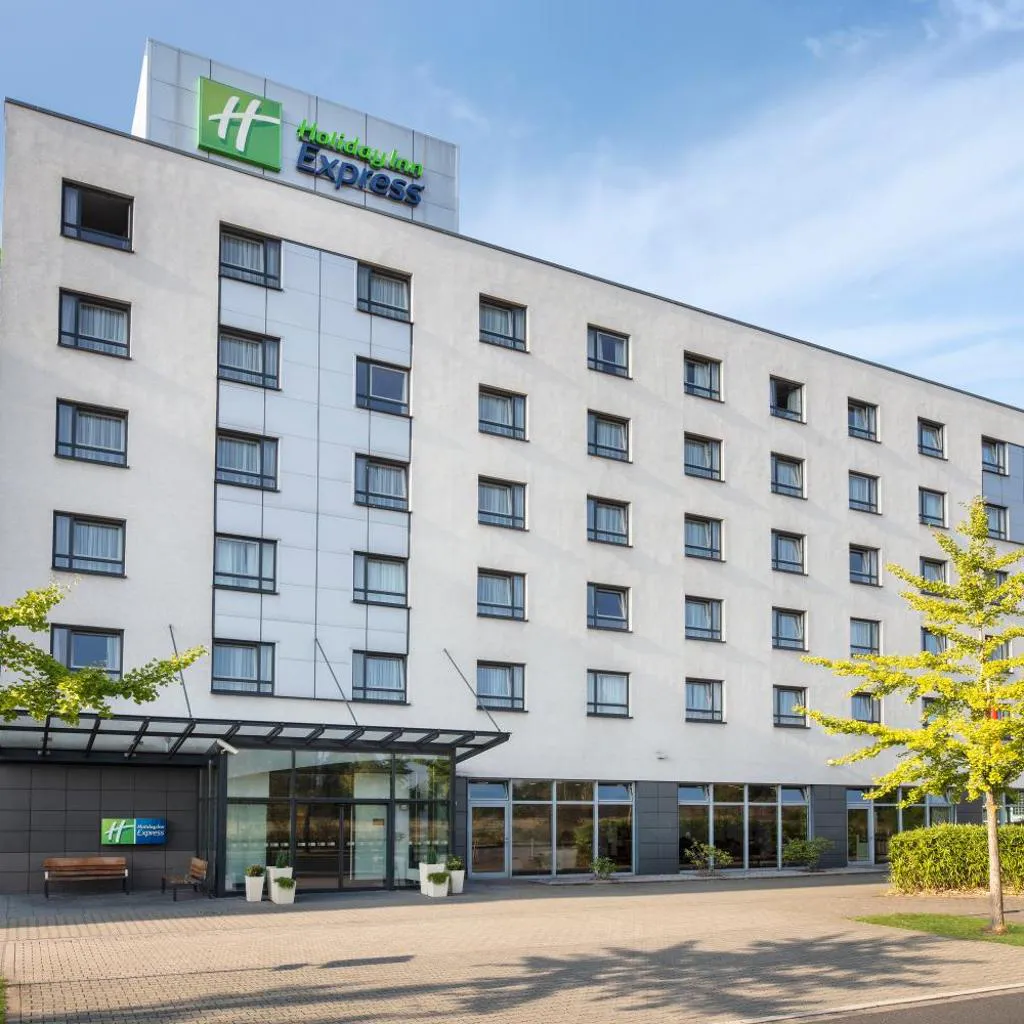 Photograph of Holiday Inn Express Düsseldorf - City North by IHG