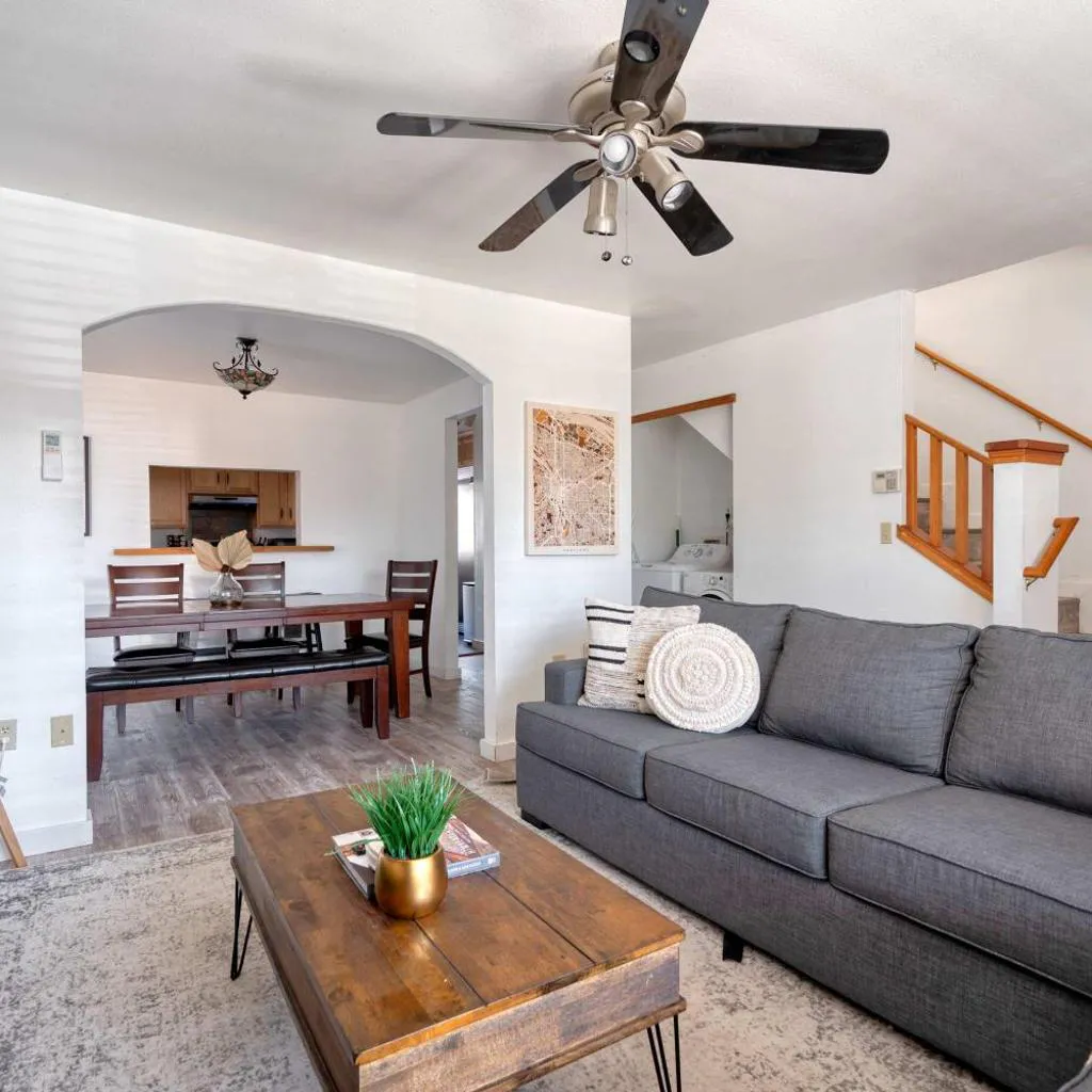 Photograph of Alberta Arts Luxury Sleeps 4 Walk Score 99
