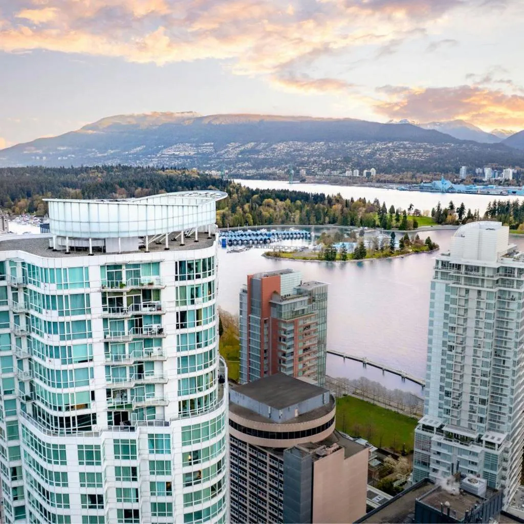 Photograph of Vancouver Marriott Pinnacle Downtown Hotel