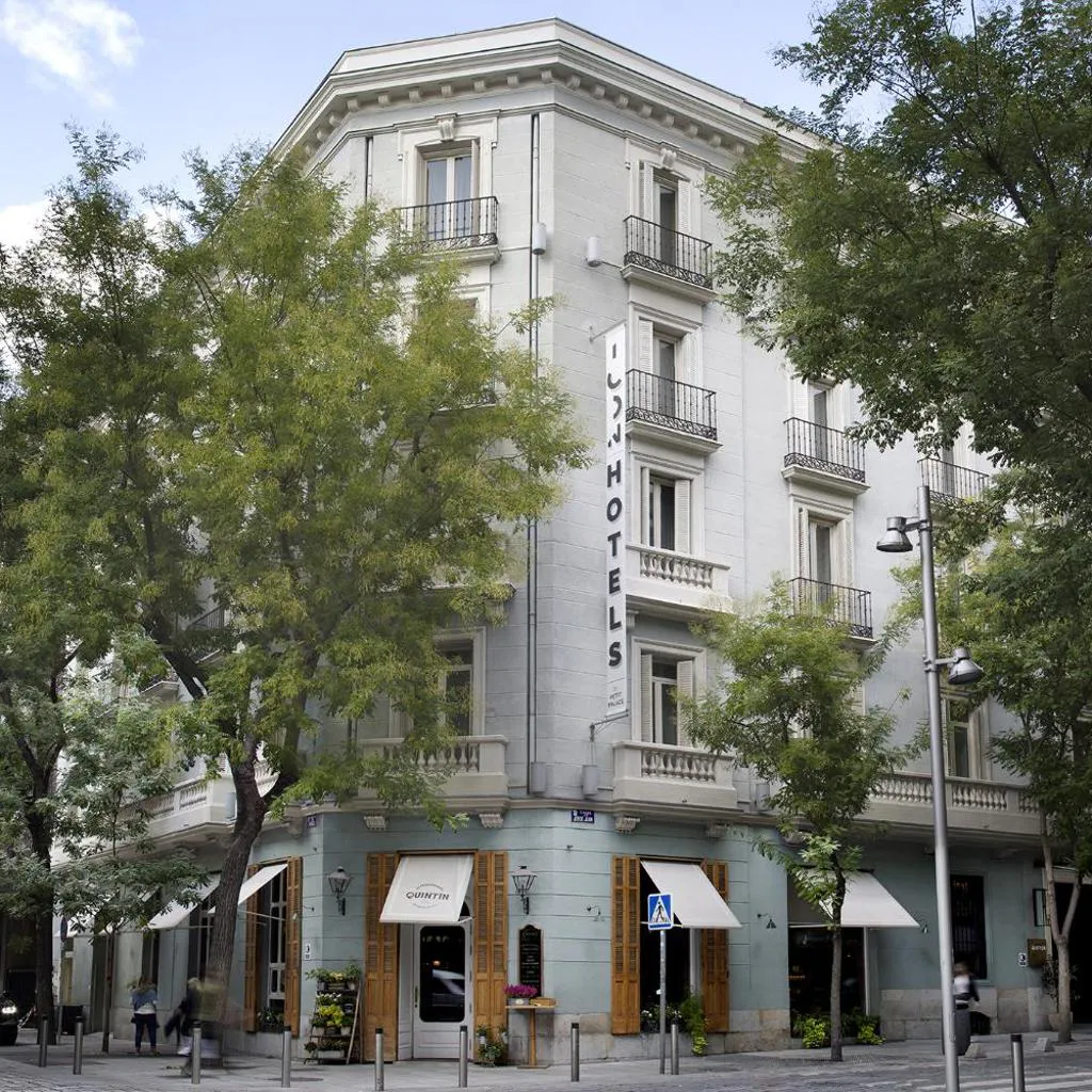Photograph of Wipton by Petit Palace anteriormente Icon Wipton