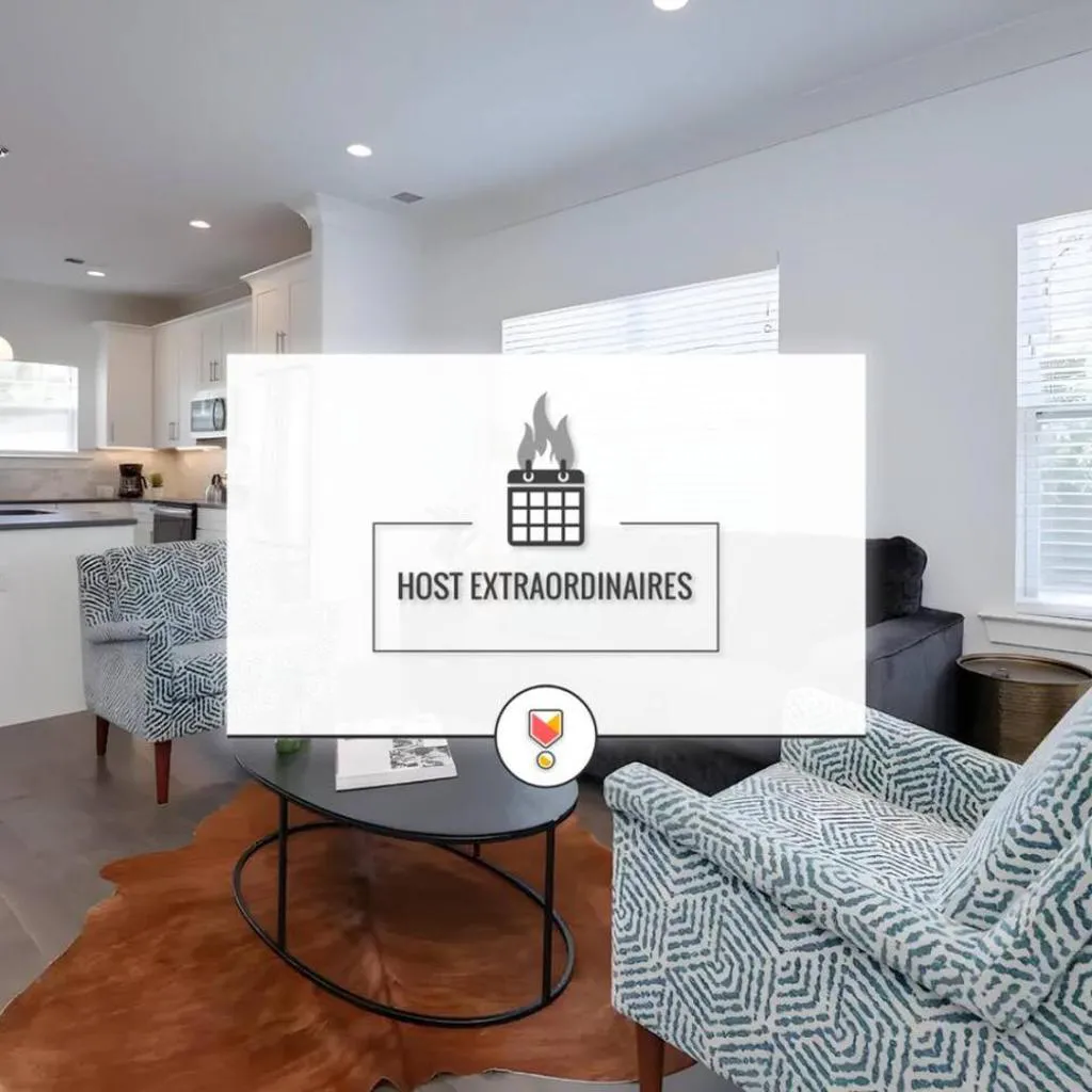 Photograph of Ten Minutes to Broadway Luxurious Gated Townhome