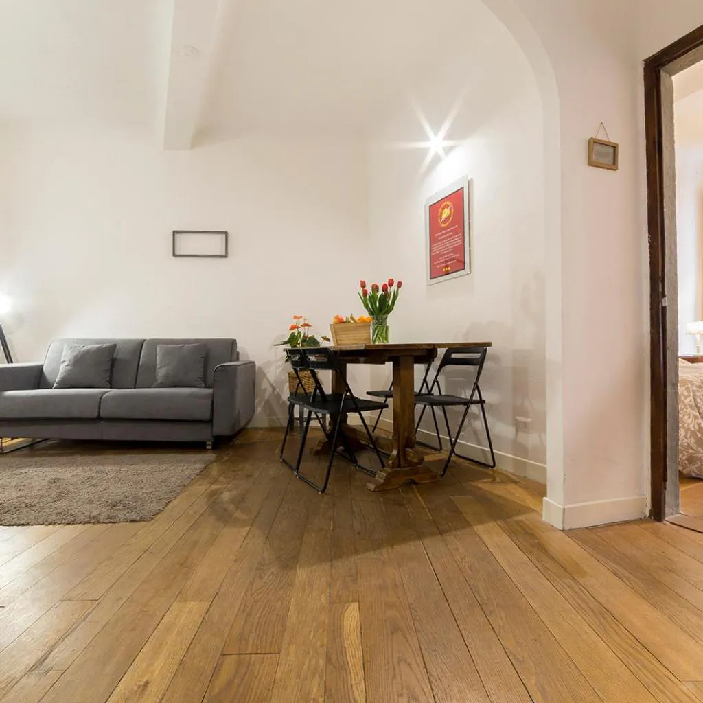 Photograph of Super central handcraft lovers Home