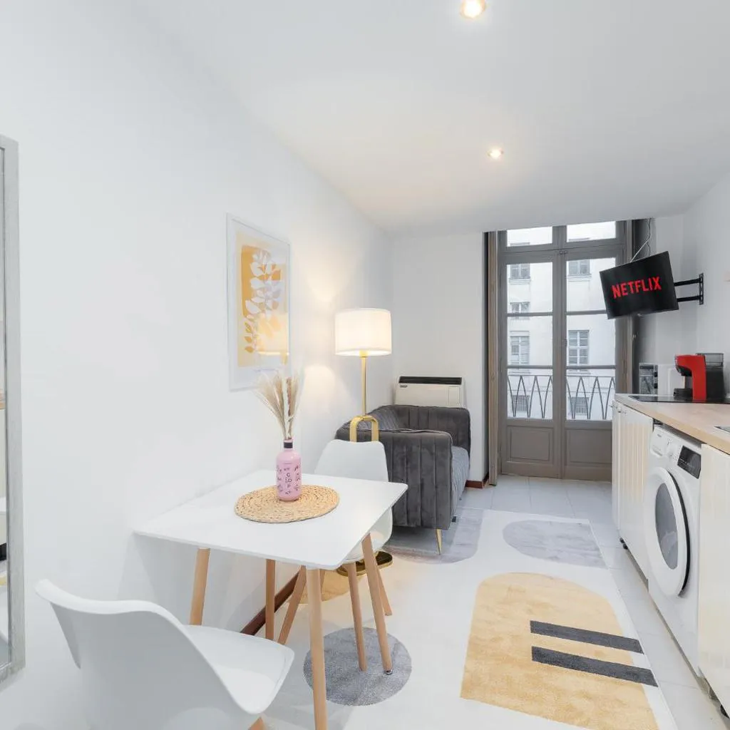 Photograph of Loft Alfieri Turin Centro, Via Roma 100m