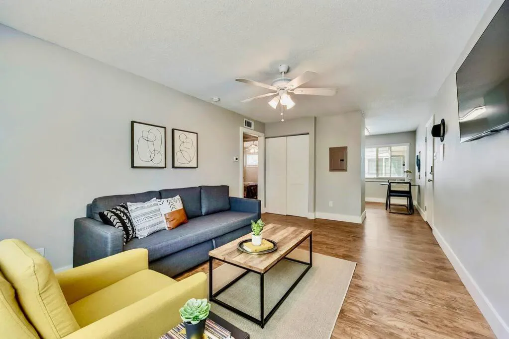 Photograph of Bright and Cheerful Flat, near Fair Park