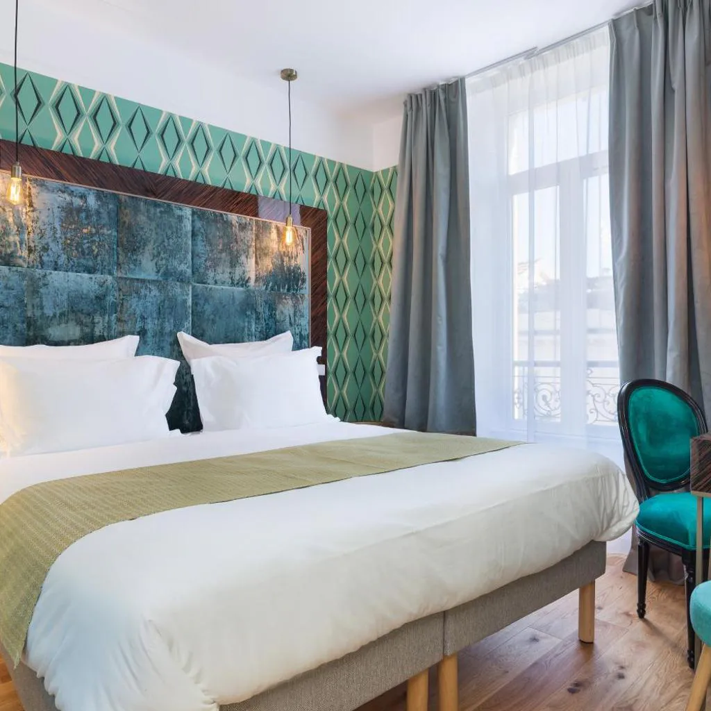 Photograph of The Jay Hotel by HappyCulture