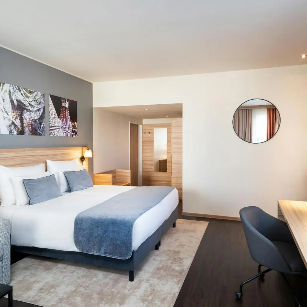 Photograph of Leonardo Hotel Vienna Hauptbahnhof