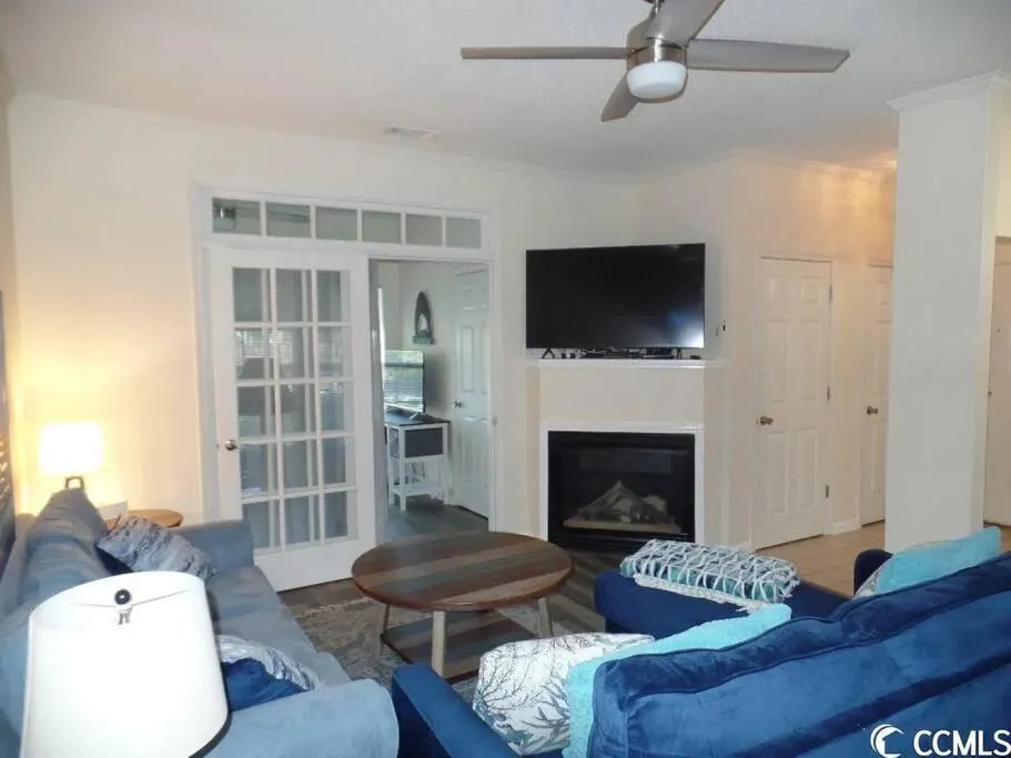 Photograph of 2 BR Condo W/ Golf Cart & Pool (Pet-Friendly)
