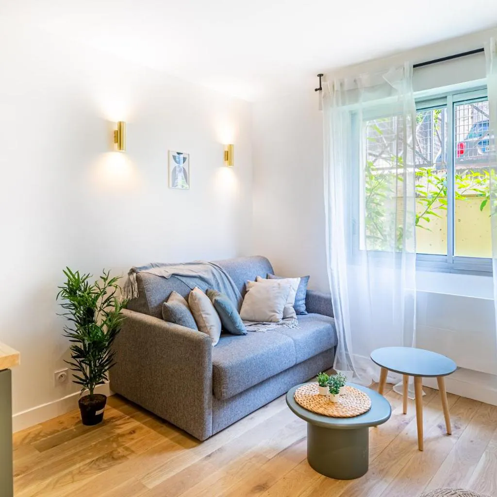 Photograph of Lavie Maison Equipped Studio