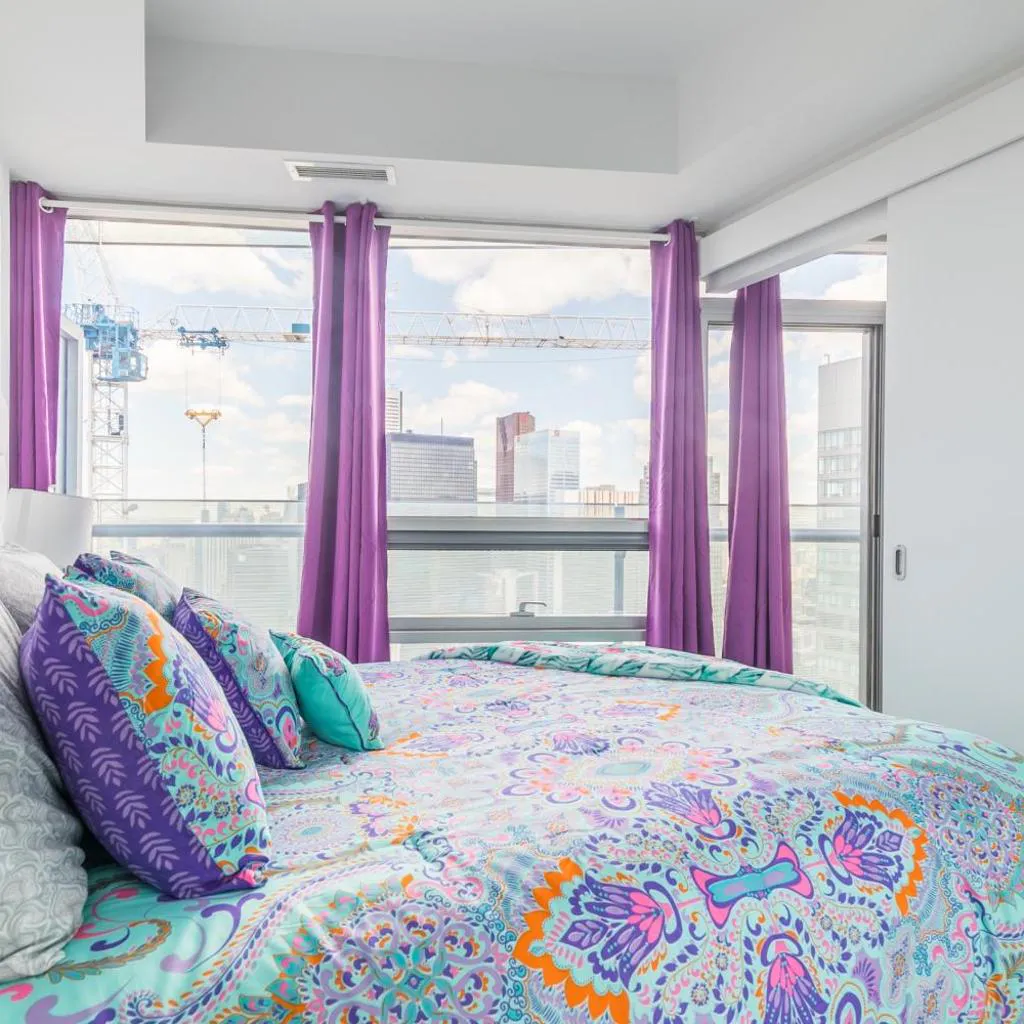 Photograph of 50 Floor 1 Bedroom Condo in the Heart of Downtown Toronto