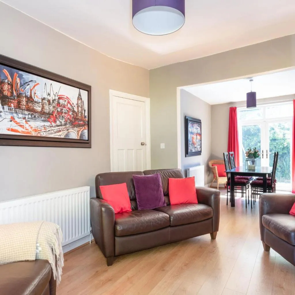 Photograph of 36 Westminster Road · Bright Spacious 2-Bed Home in York with Garden - Pass the Keys