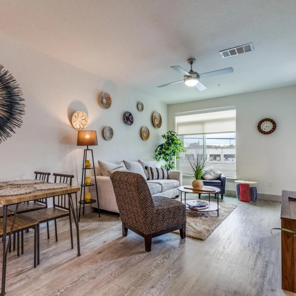 Photograph of Trendy Condo on Riverwalk Free Parking Pet Friendly Centrally Located on the Riverwalk