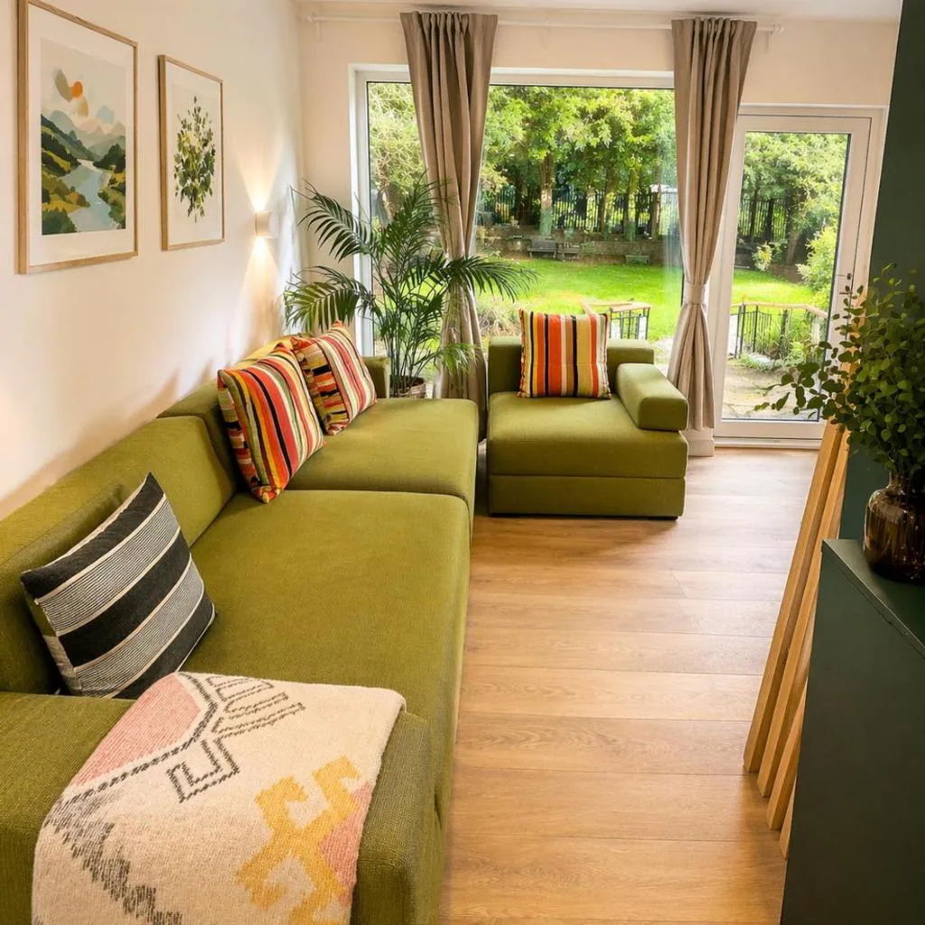 Photograph of Contemporary Comfort - Sleeps 6