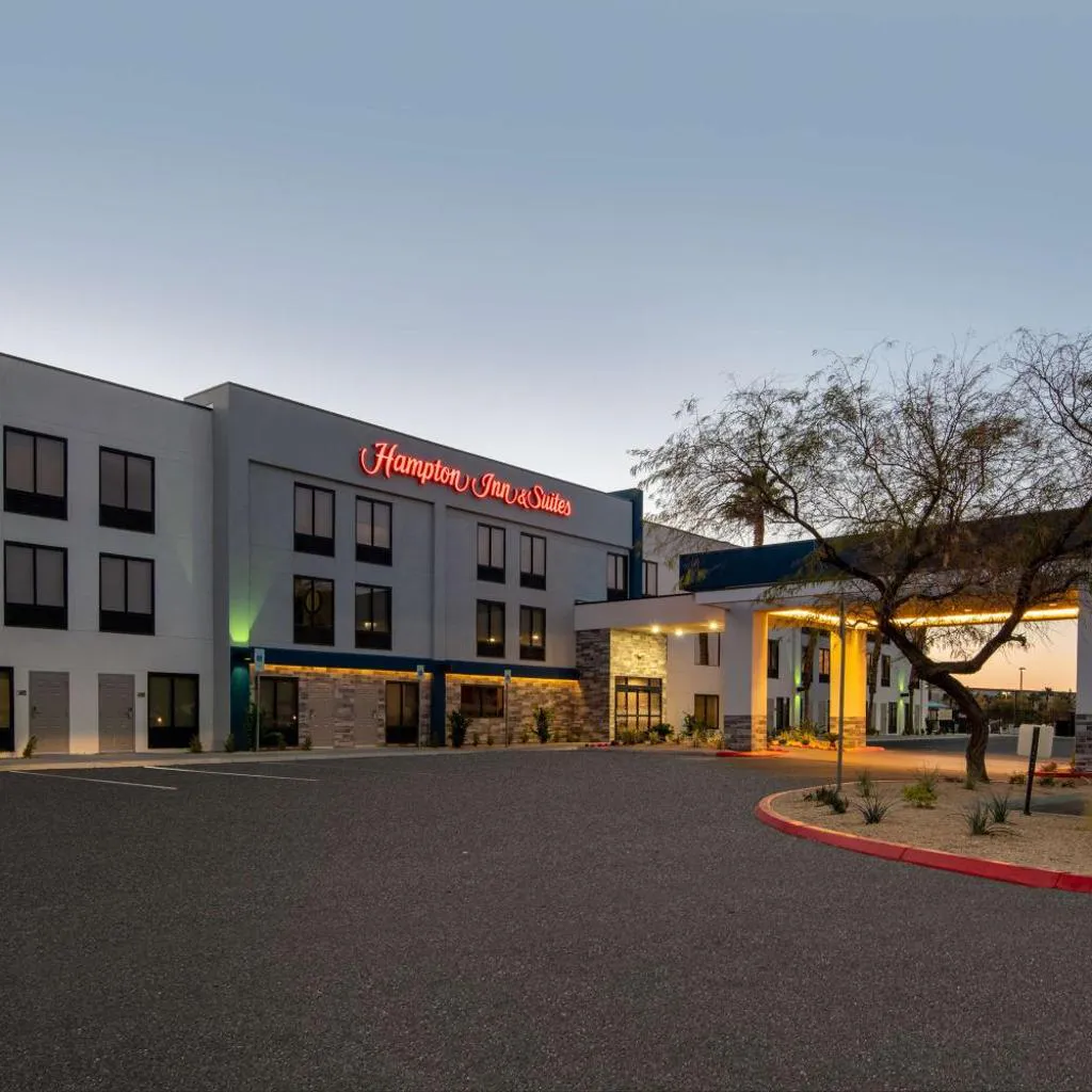 Photograph of Hampton Inn & Suites Las Vegas-Henderson