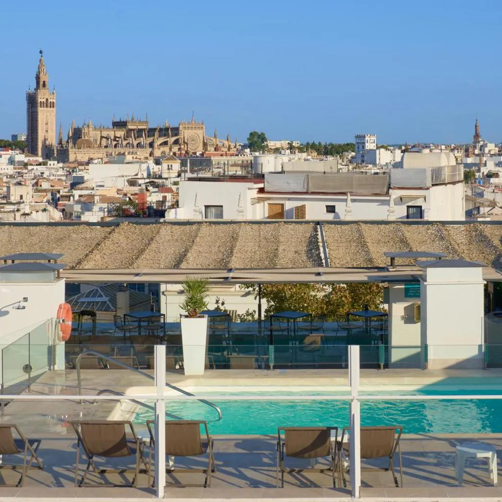 Photograph of Hotel Bécquer