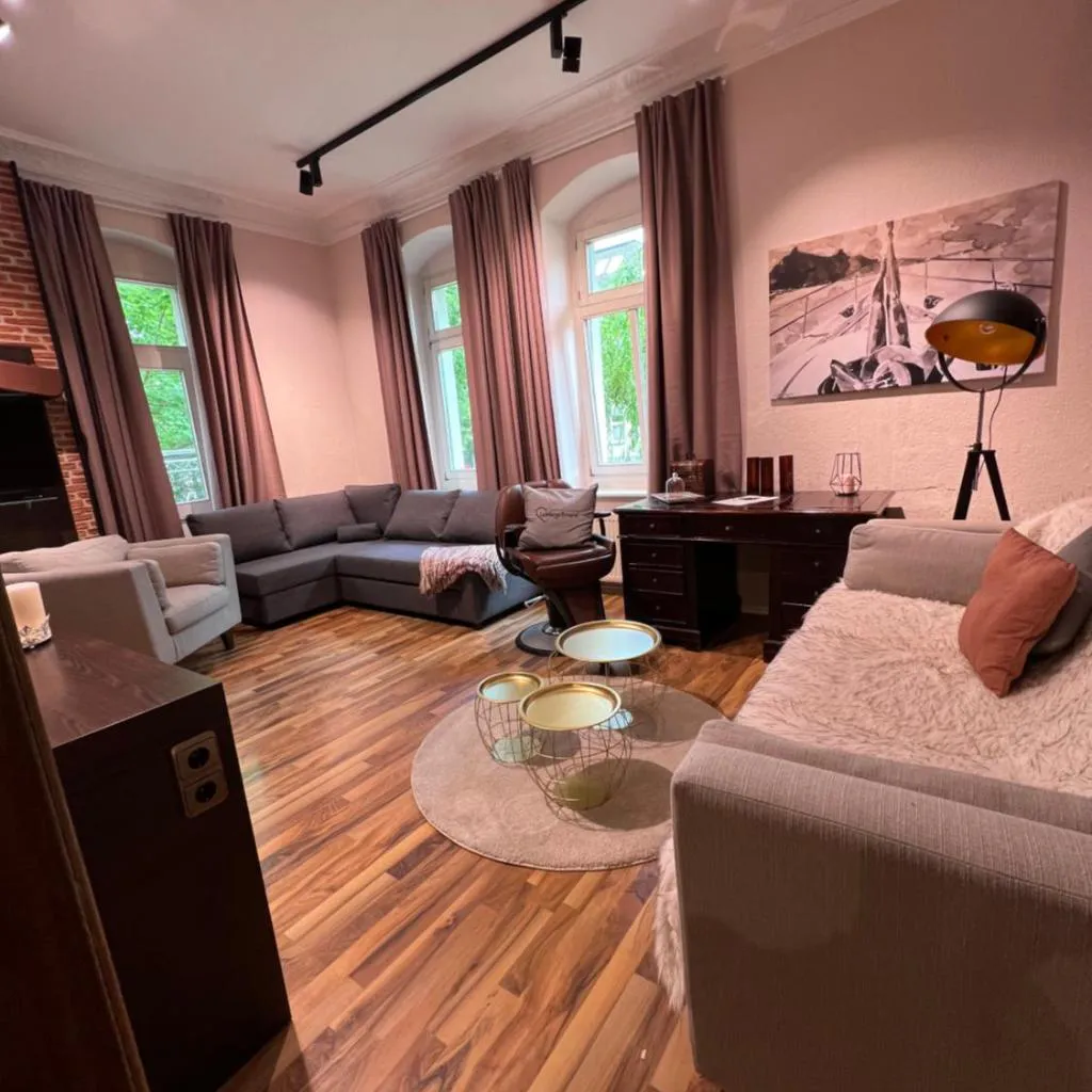 Photograph of Stylische Altbauwohnung Dresden Striesen ruhig und zentral