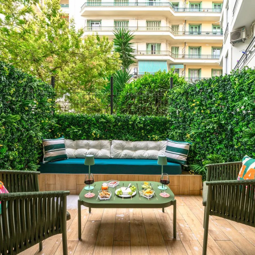 Photograph of le Côte d'Azur Art Deco Apartment