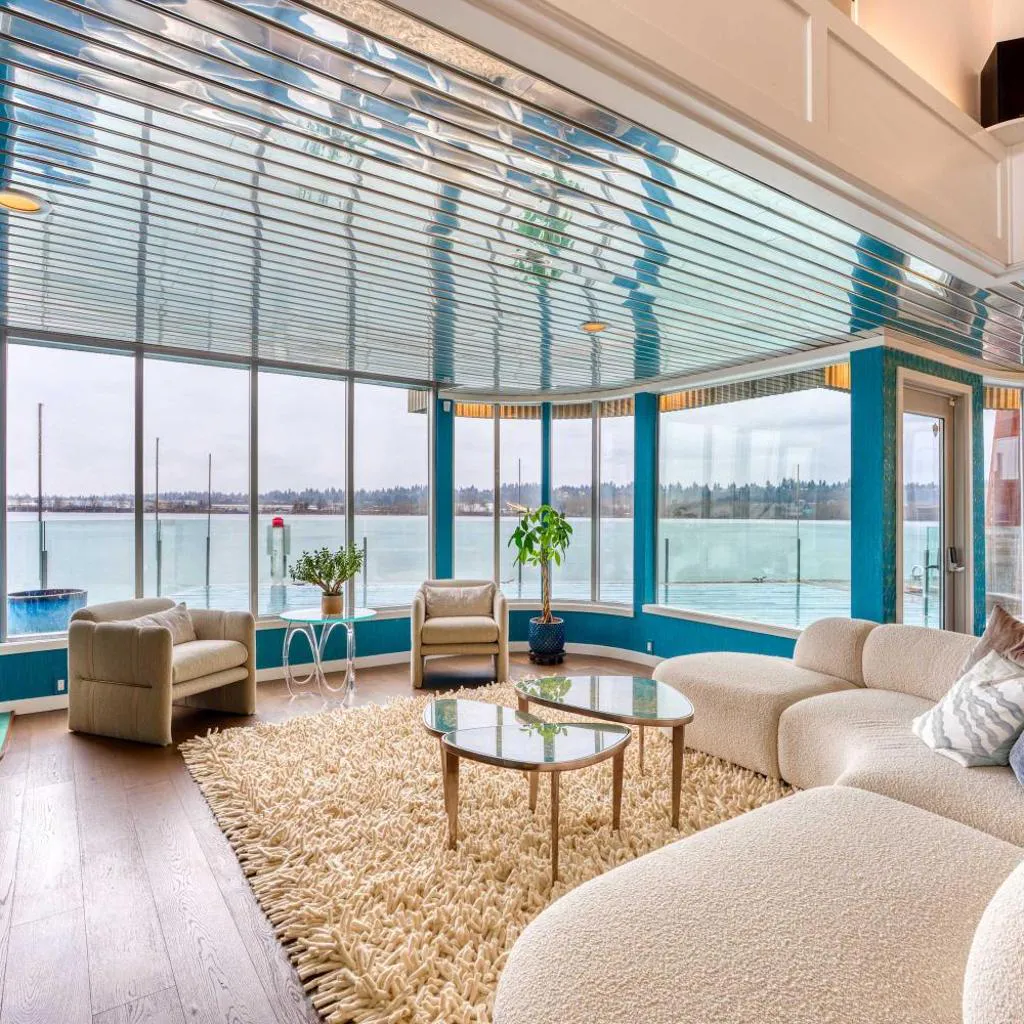 Photograph of Aqua Star - Iconic Floating Home Seen on HGTV