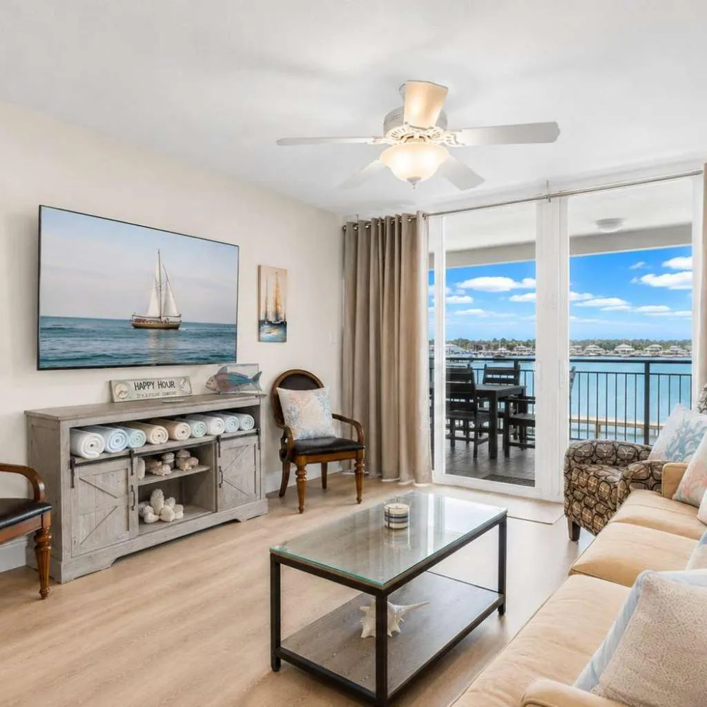 Photograph of Free Boat Slip - Waterfront Condo - Key West Pool