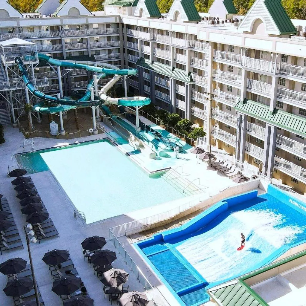 Photograph of Holiday Inn Resort Orlando Suites - Waterpark