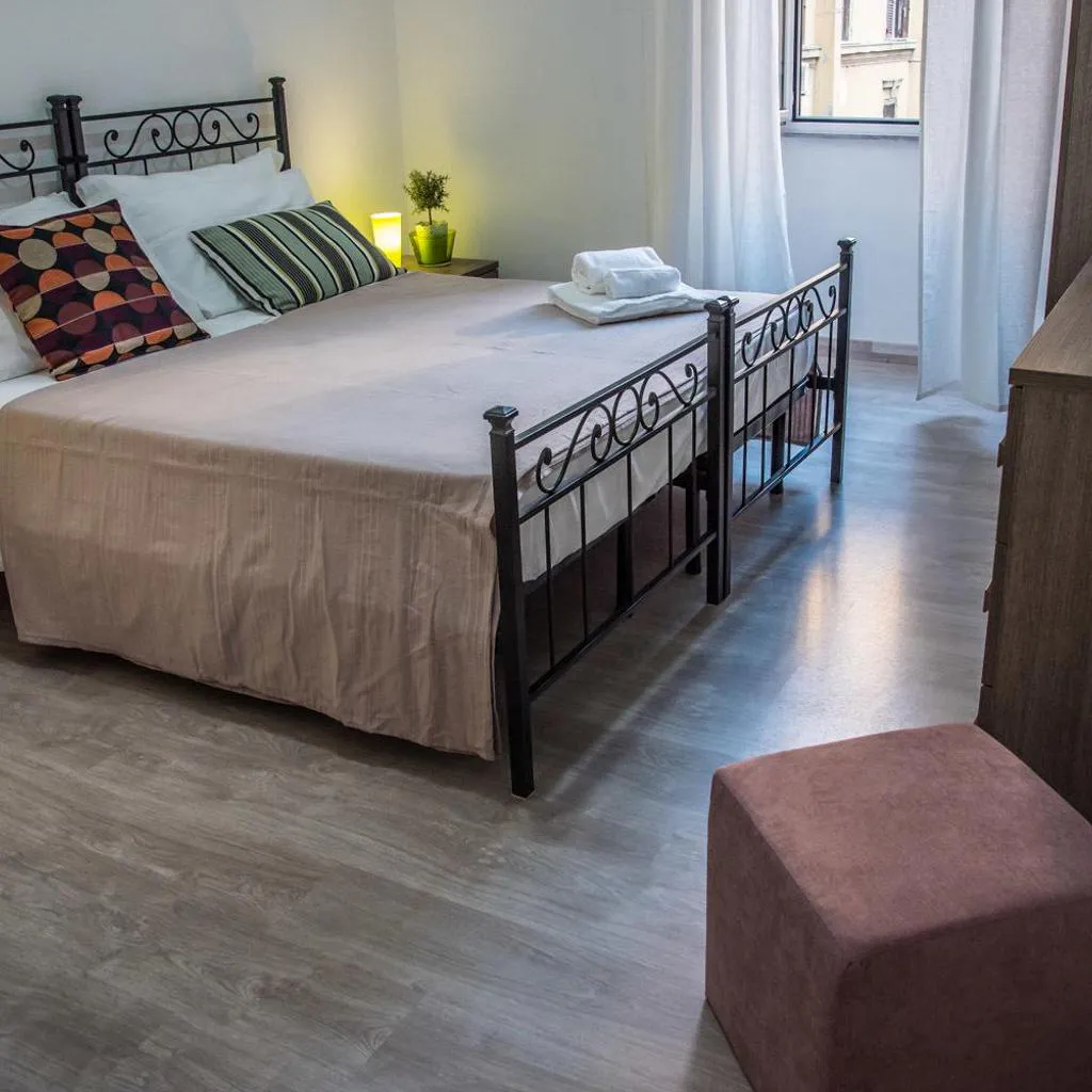 Photograph of Grandis Rooms