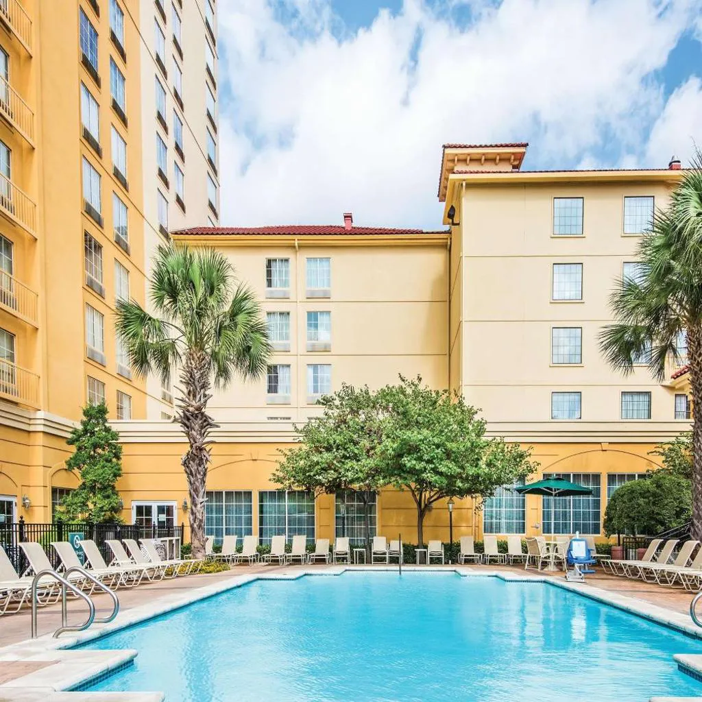 Photograph of La Quinta Inn & Suites by Wyndham San Antonio Riverwalk