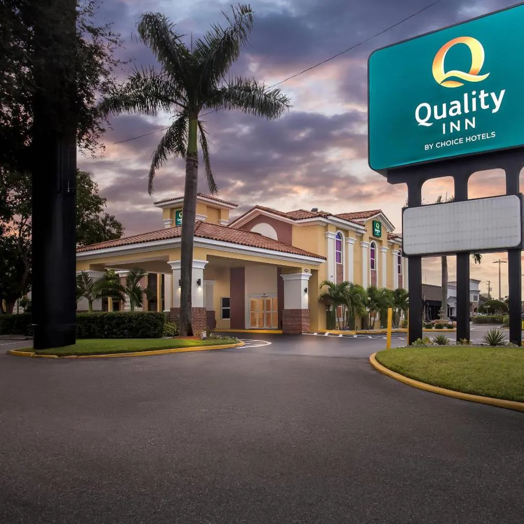 Photograph of Quality Inn Tampa Airport - Cruise Port