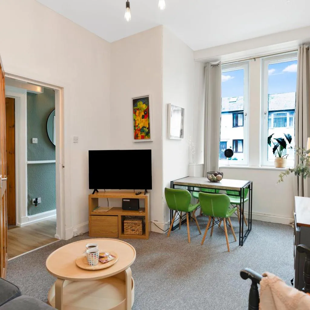 Photograph of Cozy with Character Logie Green Central Main Door Flat