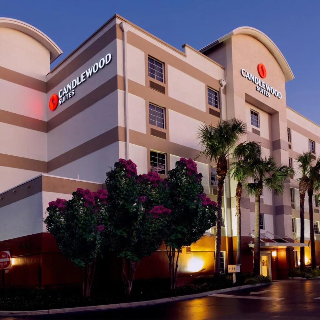 Photograph of Candlewood Suites Fort Lauderdale Airport-Cruise by IHG