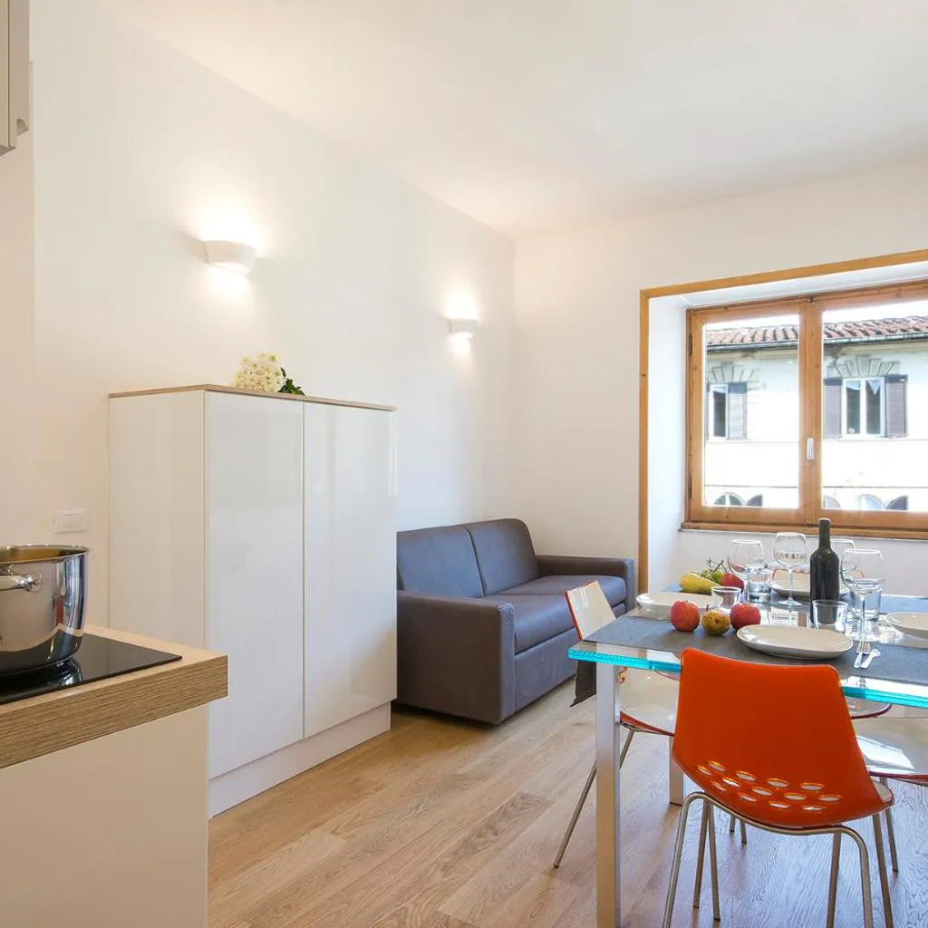 Photograph of Alinari Apartment