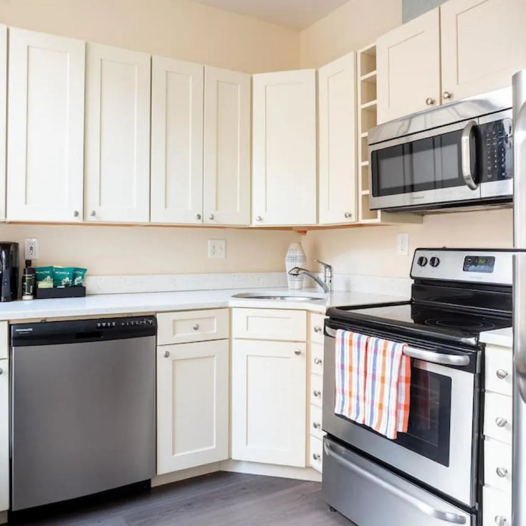 Photograph of Prime Boston Fidi L Shaped Studio