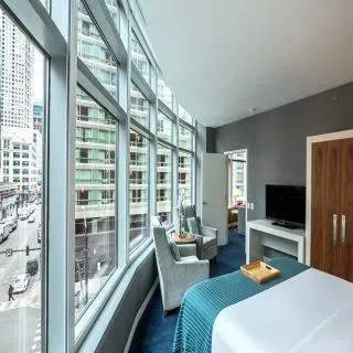 Photograph of Kinzie Hotel