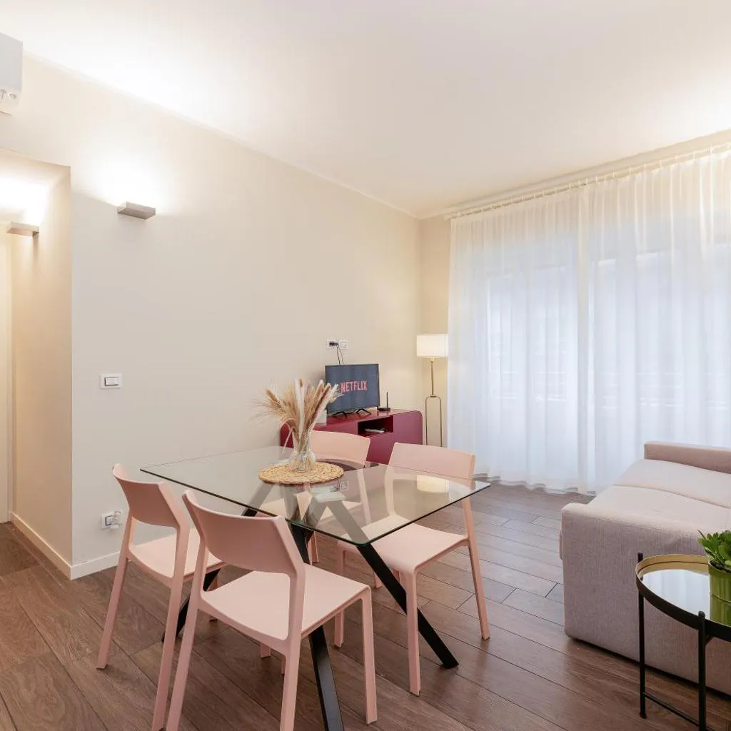 Photograph of Modern Apartment, Turin Center Porta Nuova