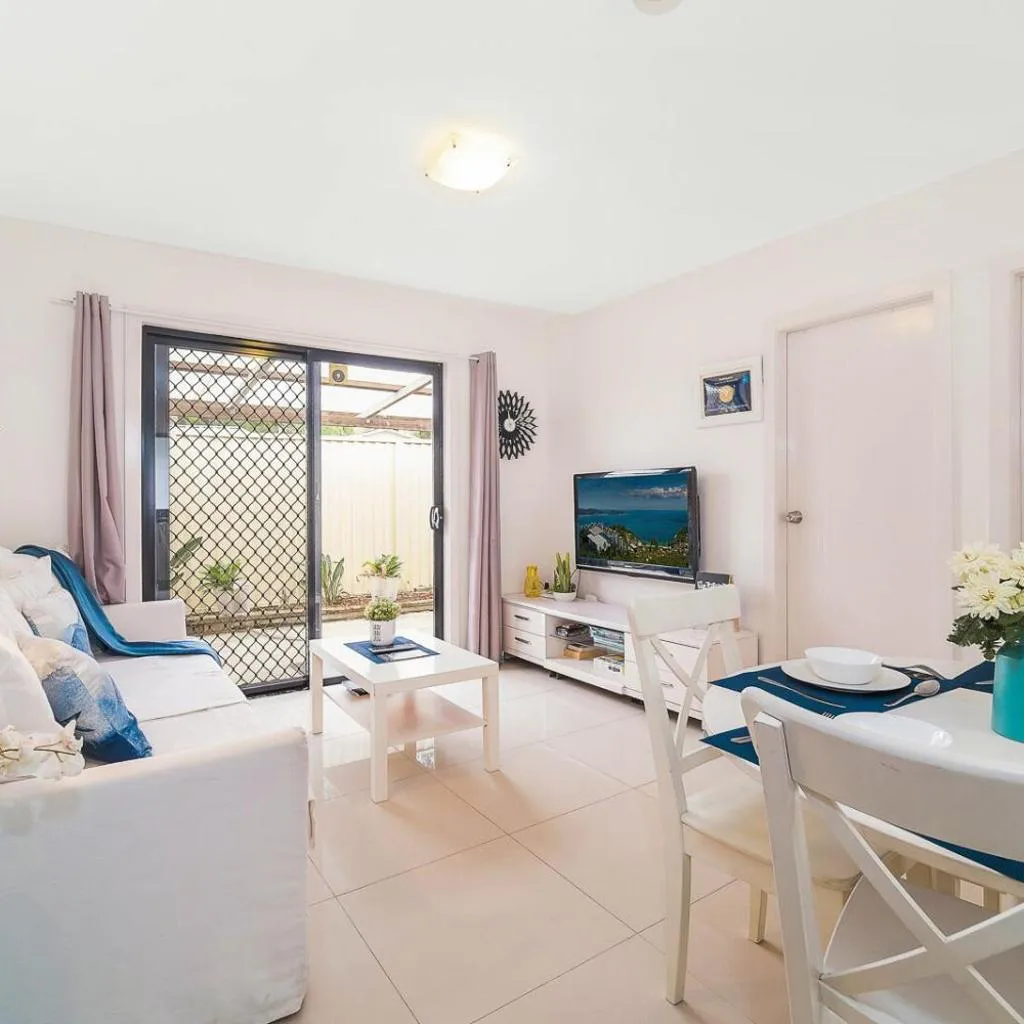 Photograph of 3 Bedrooms Holiday Home Near Sydney Airport