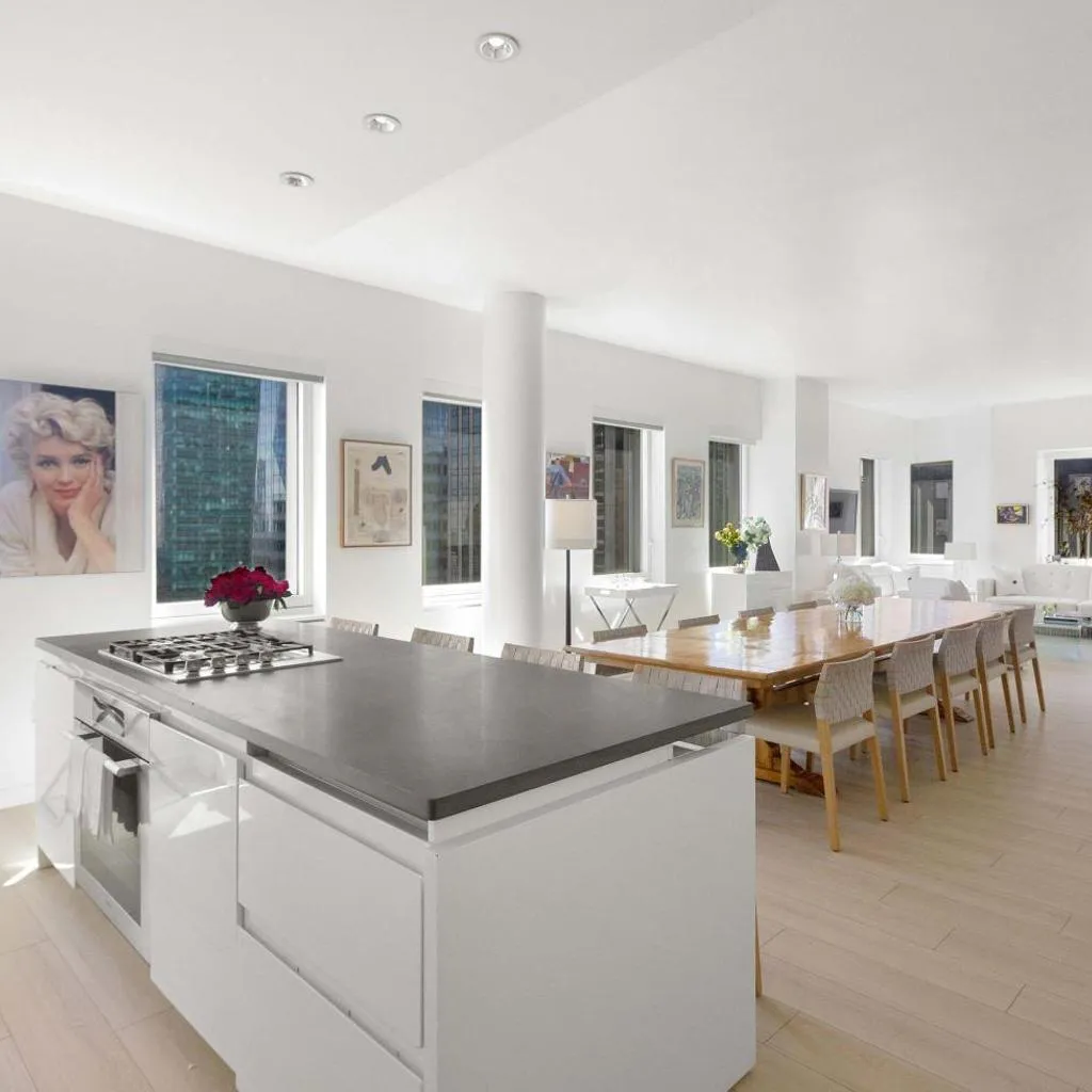 Photograph of Exclusive Apartment Midtown Manhattan NYC Luxury Penthouse Sleeps 8