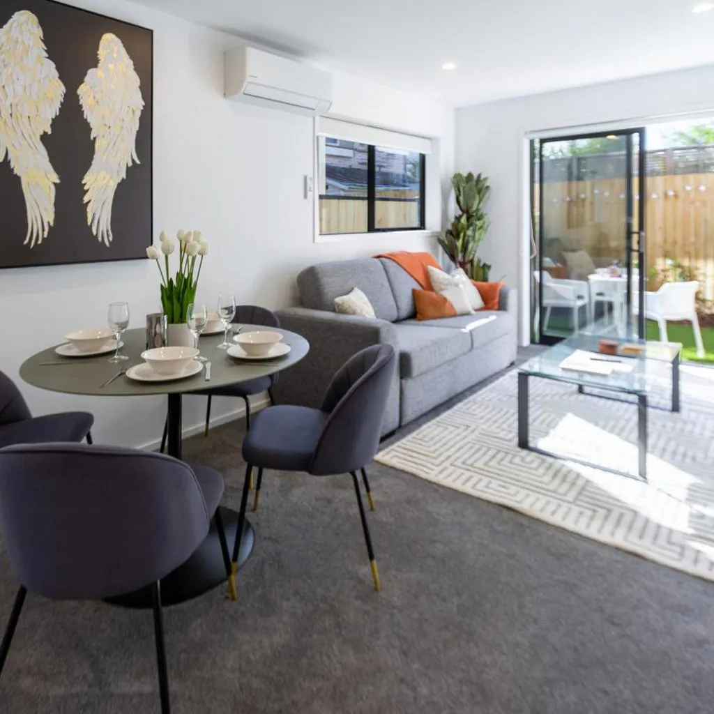 Photograph of Vibrant CBD Townhouse - Sleeps 4 & Stadium