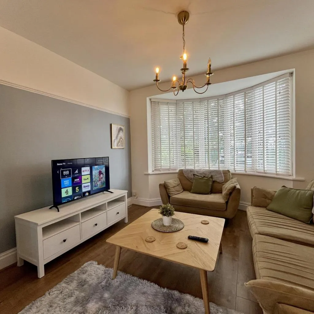 Photograph of Stylish 3-bed home in Prestwich with free parking