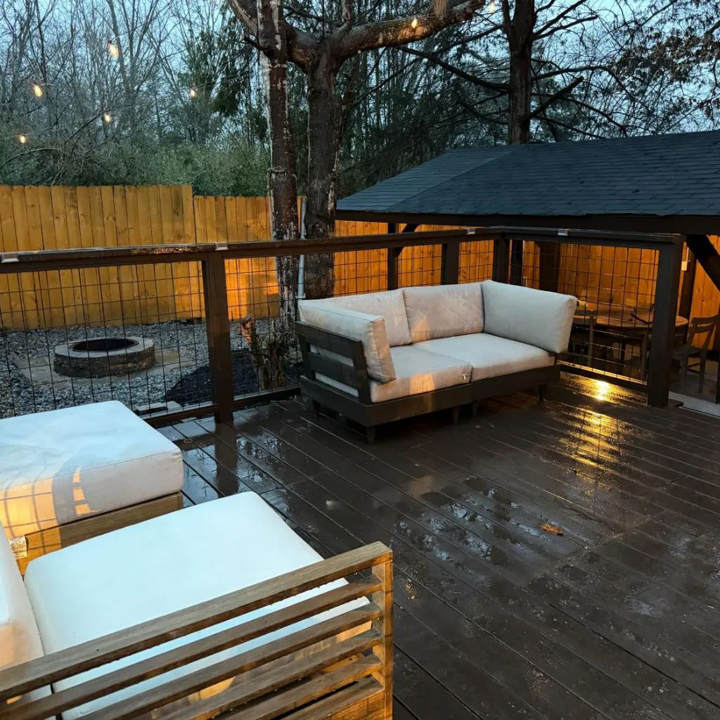 Photograph of Outdoor Living - Hot Tub - Breakfast - Fenced Yard - Near Attractions