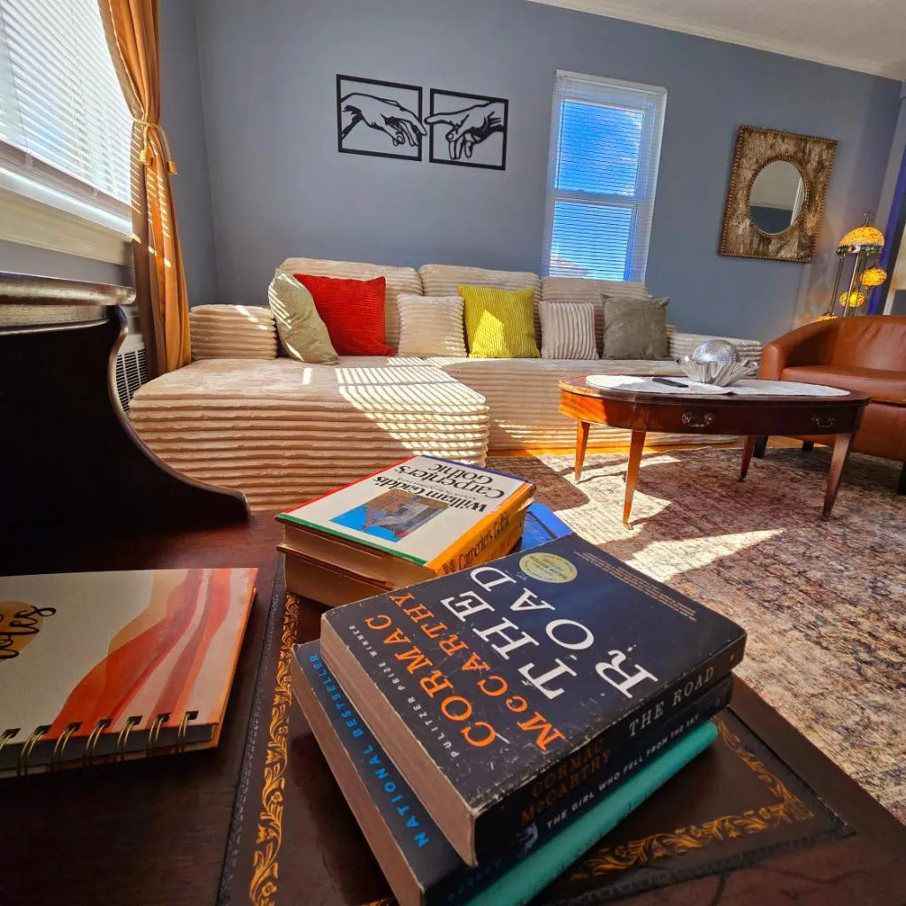 Photograph of Comfy & Chic 3BR Apartment Boston FREE PARKING