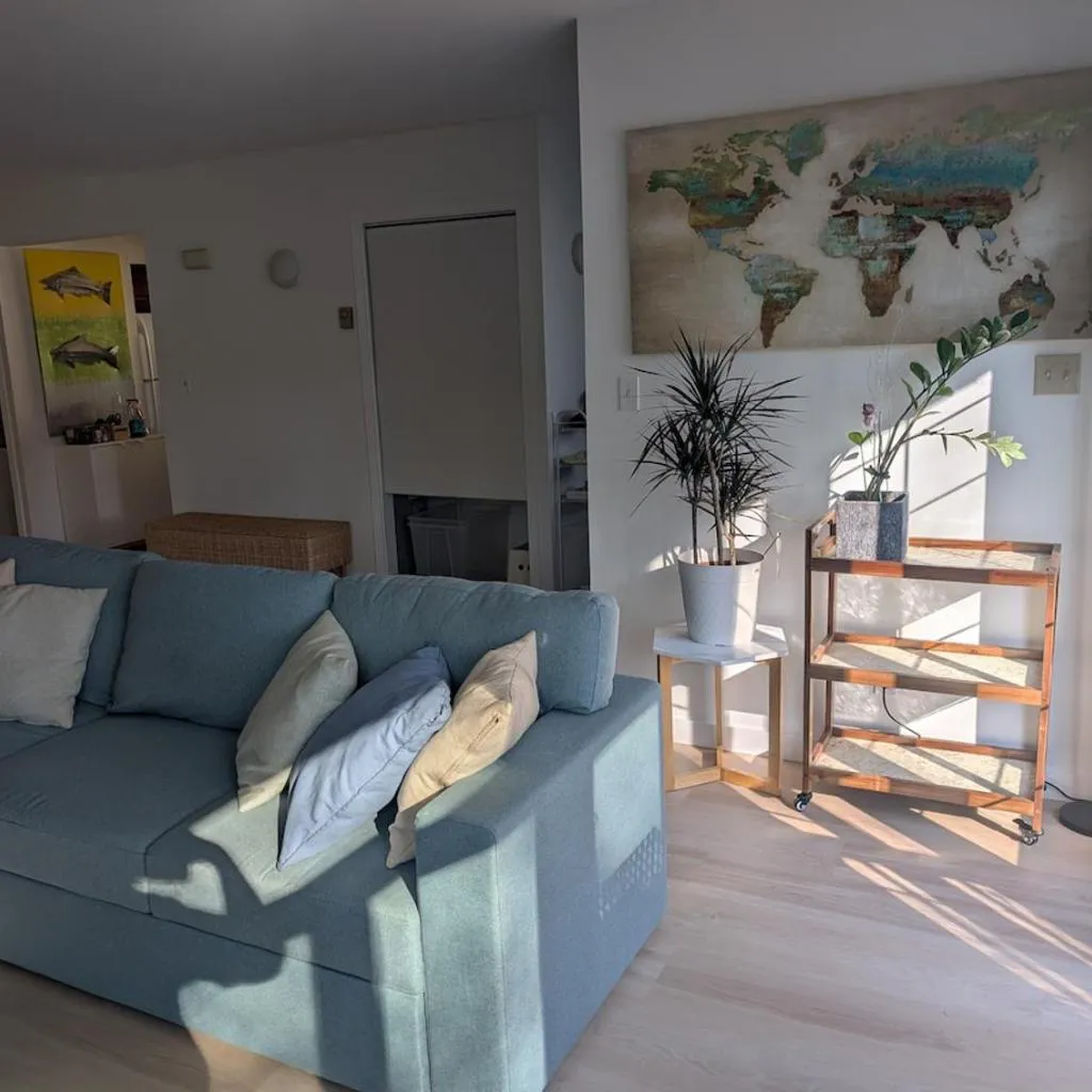 Photograph of A Peaceful Uptown Retreat - Easy Access Everywhere