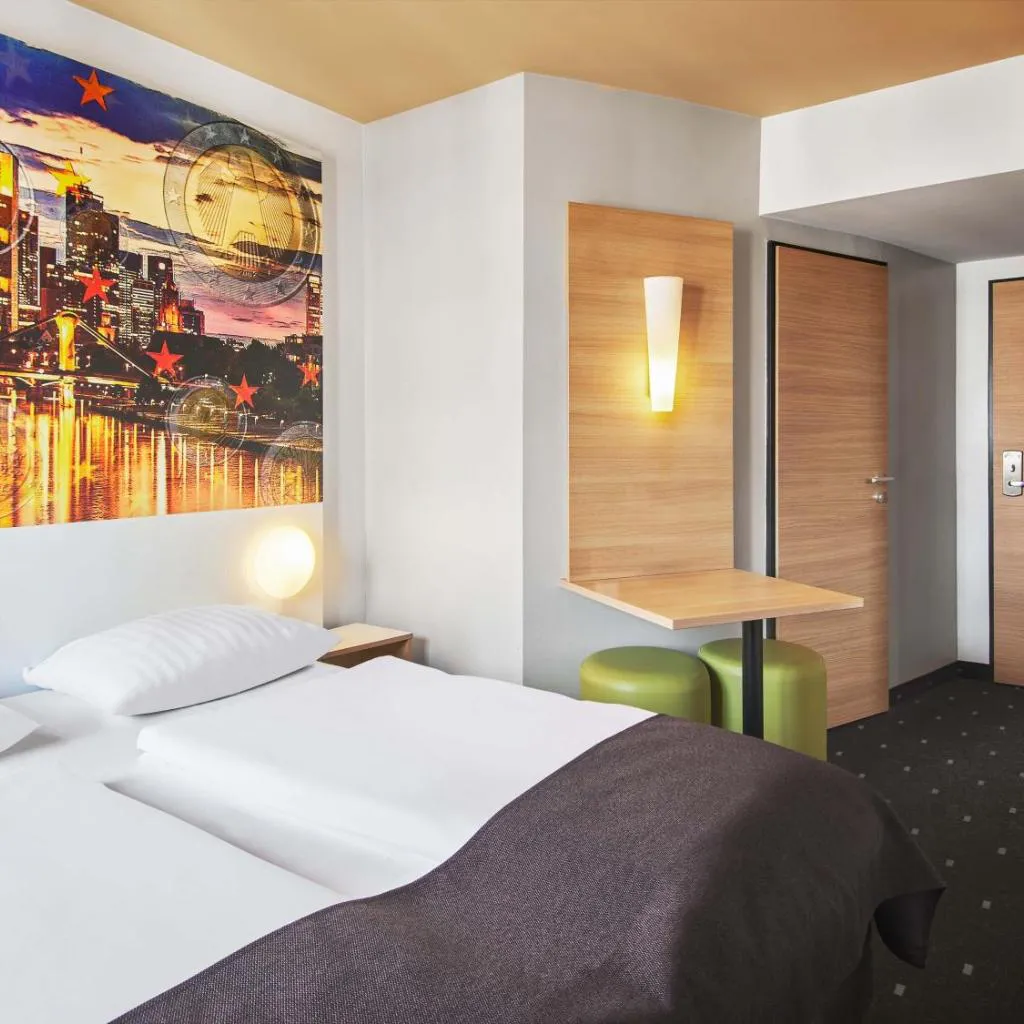Photograph of B&B HOTEL Frankfurt City-Ost