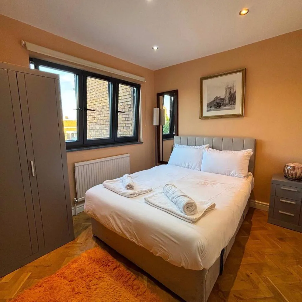 Photograph of The Colour Collections - Brick Lane Boutique Luxury Suites