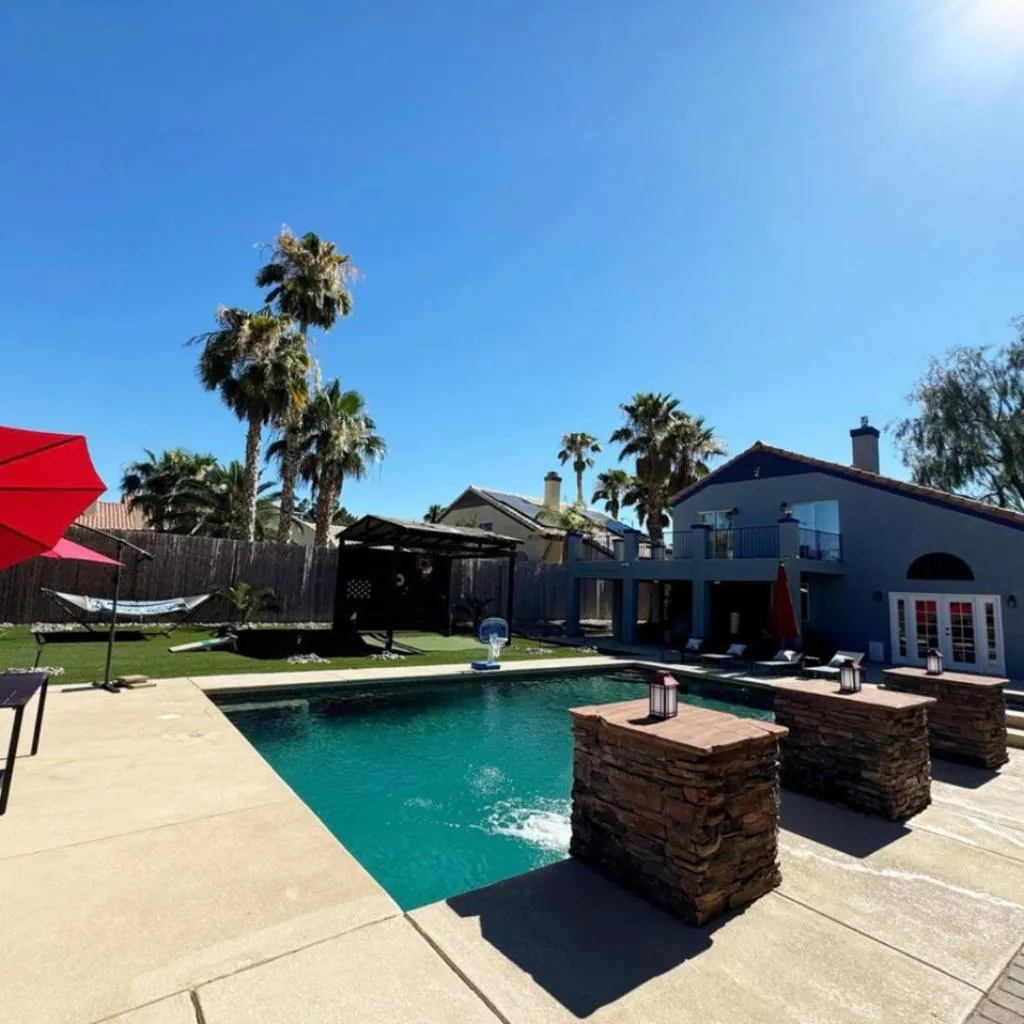 Photograph of BlueWaterFalls 5Bedrooms 8Beds 10mins from The Strip
