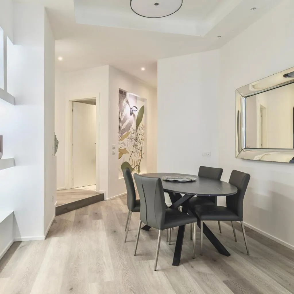 Photograph of San Babila Luxury Apartment