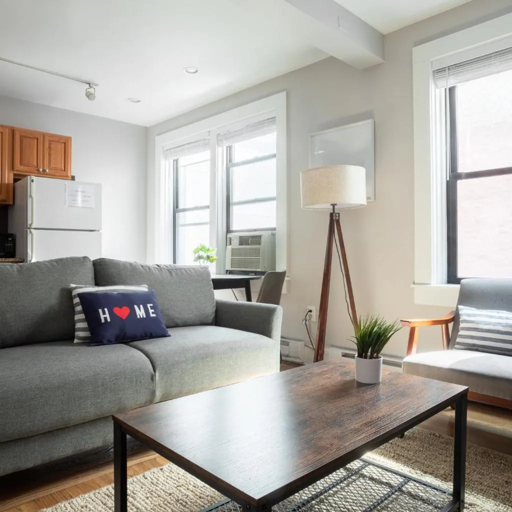 Photograph of 1 Bedroom in Heart of Theater District Walk Anywhere